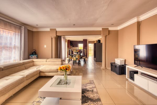 Les meilleurs canapés pour collectivité : style et confort